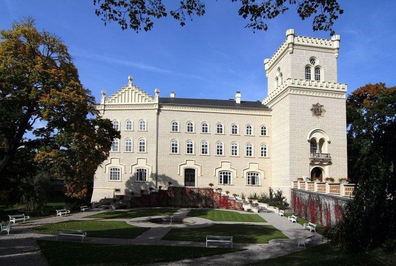 Hotel & Motorest V Udoli Zlateho Potoka Blsany Exterior foto